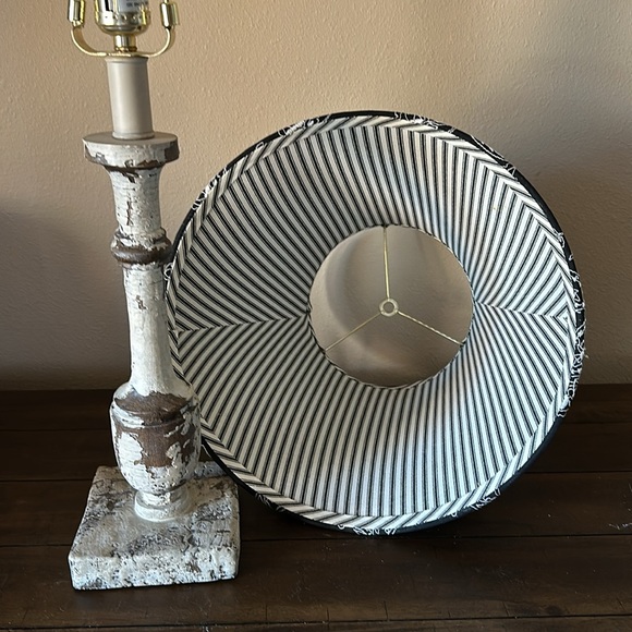 A’Homestead Shoppe, Inc white washed distressed Paisley Striped black white lamp - Picture 13 of 15